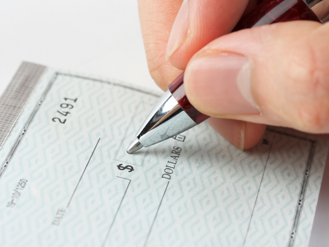 Going Digital with Paper Cheques: How to Mail a Cheque Online the Smart Way